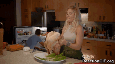 What lame joke should you tell everyone at the table during Thanksgiving dinner? Take this quiz and find out today!