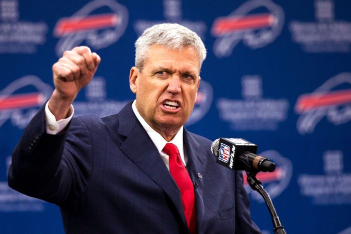 What kind of neurotic, obsessed, totally INSANE Fantasy Football Owner are you? Take this quiz and find out today!