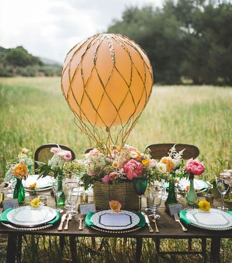 Are you planning for your big day but unsure of what style you want to go for, or maybe you're not sure the style you want is really you. Take the quiz to find out which style suits you best.