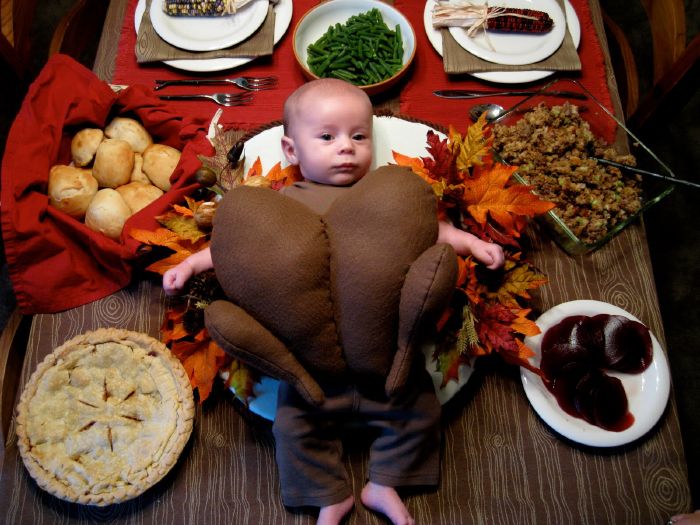 What lame joke should you tell everyone at the table during Thanksgiving dinner? Take this quiz and find out today!