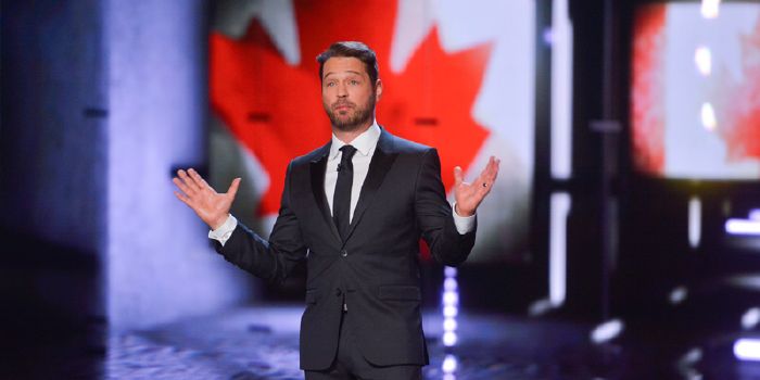 Despite the friendly rivalry, Americans and Canadians are pretty similar on the surface... but if you dig a little deeper they are both adamant about the differences. Think you're one or the other? Find out if you're really more American or Canadian on the inside.