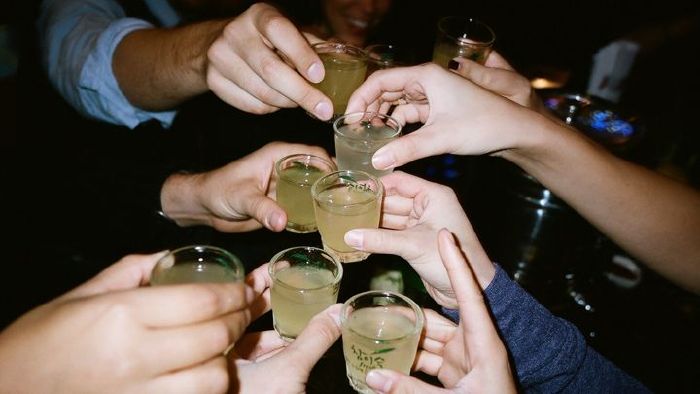 It's Wedding Season! Can We Guess What Kind Of Awkward Wedding Guest You Actually Are? Take this quiz and find out today!