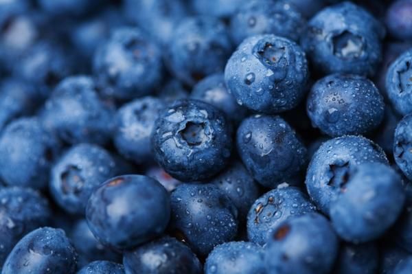 Do you love staying on top of the latest superfood trends? Do you like buying health foods to keep happy and fit? Find out what your favourite superfood says about your personality! I bet we can guess the kind of person you are....