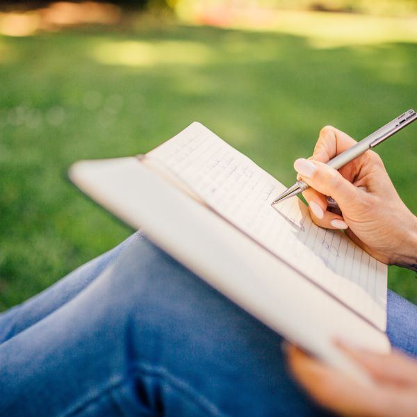 Your friends all have blogs, you love reading about stories from people who've been there and done that - and you’re interested in starting one too. But how do you know if blogging is really for you (right now at least)? Let’s take the test!