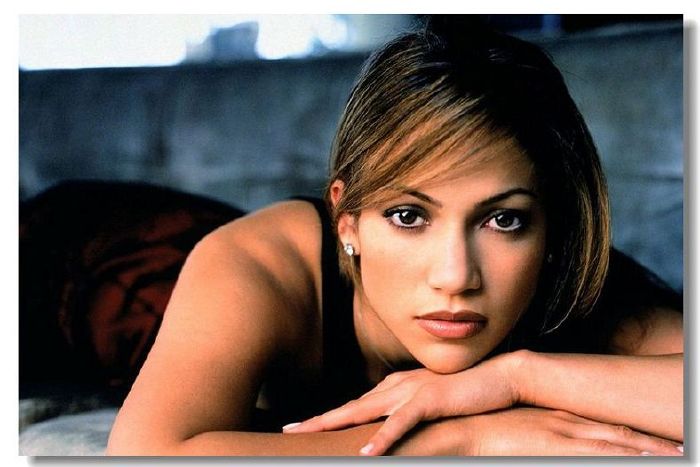 Some Celebrities don't seem to age... So they're obviously Vampires! Find out if you can guess which celebrity picture is 10 years older or 10 years younger today!